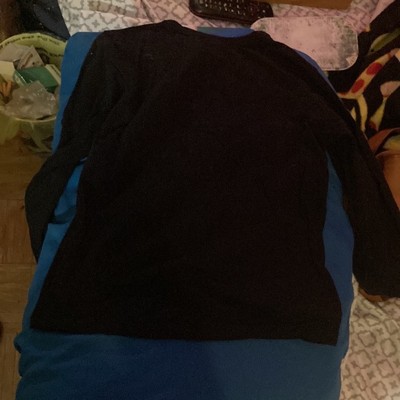 Place boys small petite 5/6 black and white boys, long sleeve shirt - Picture 3 of 3